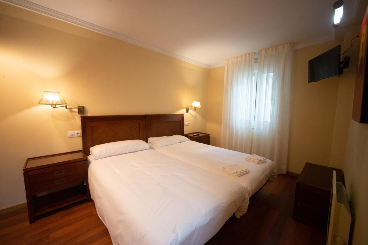 Cabalo Furado Tui Hotel ภายนอก รูปภาพ