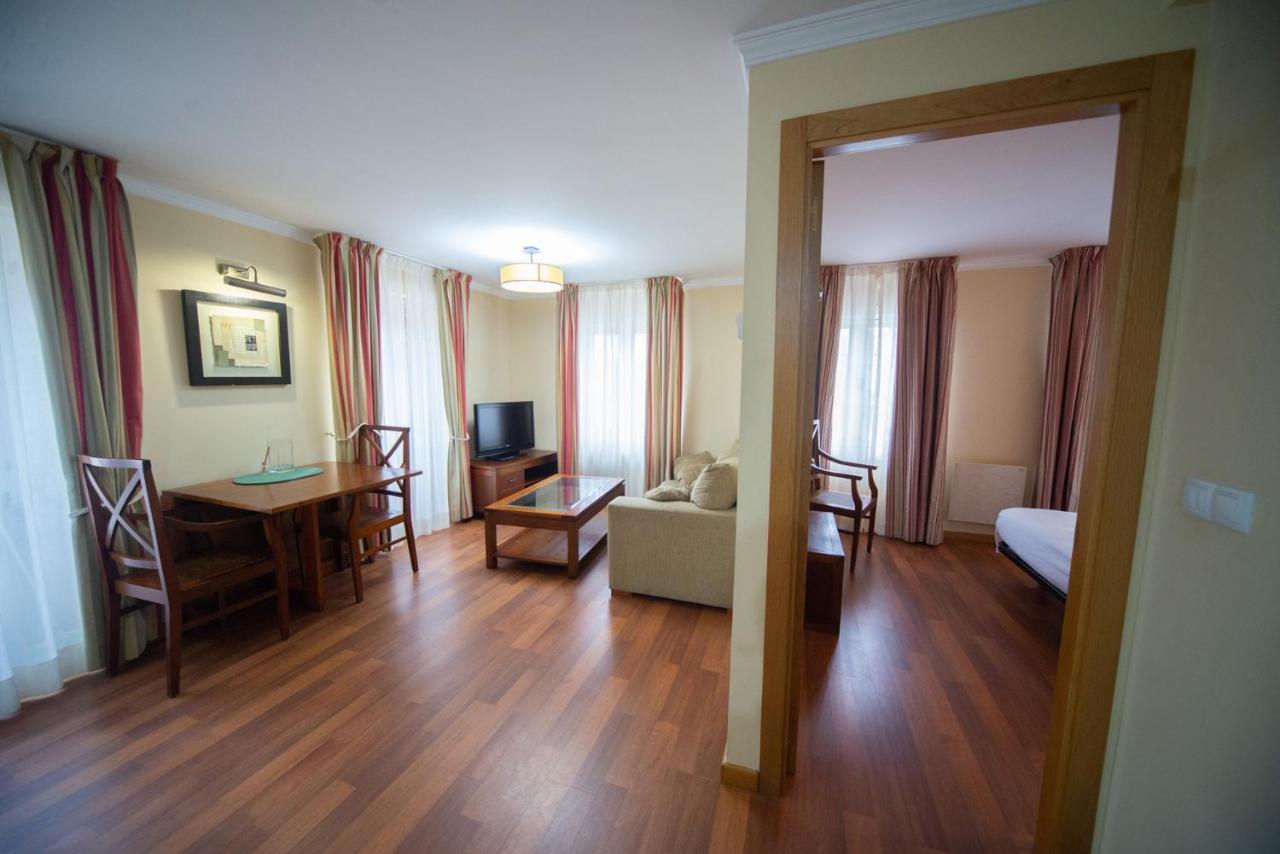 Cabalo Furado Tui Hotel ภายนอก รูปภาพ