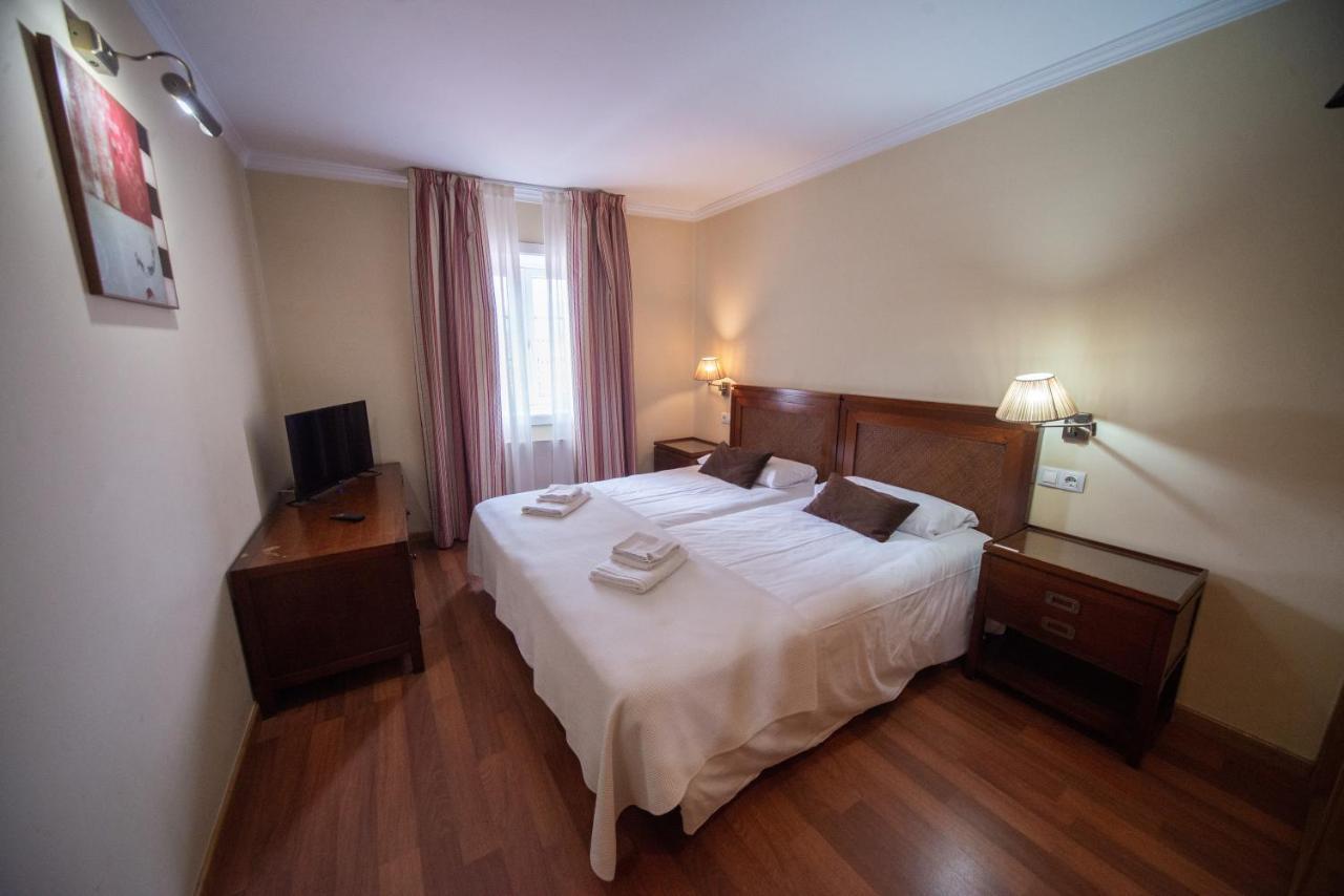 Cabalo Furado Tui Hotel ภายนอก รูปภาพ
