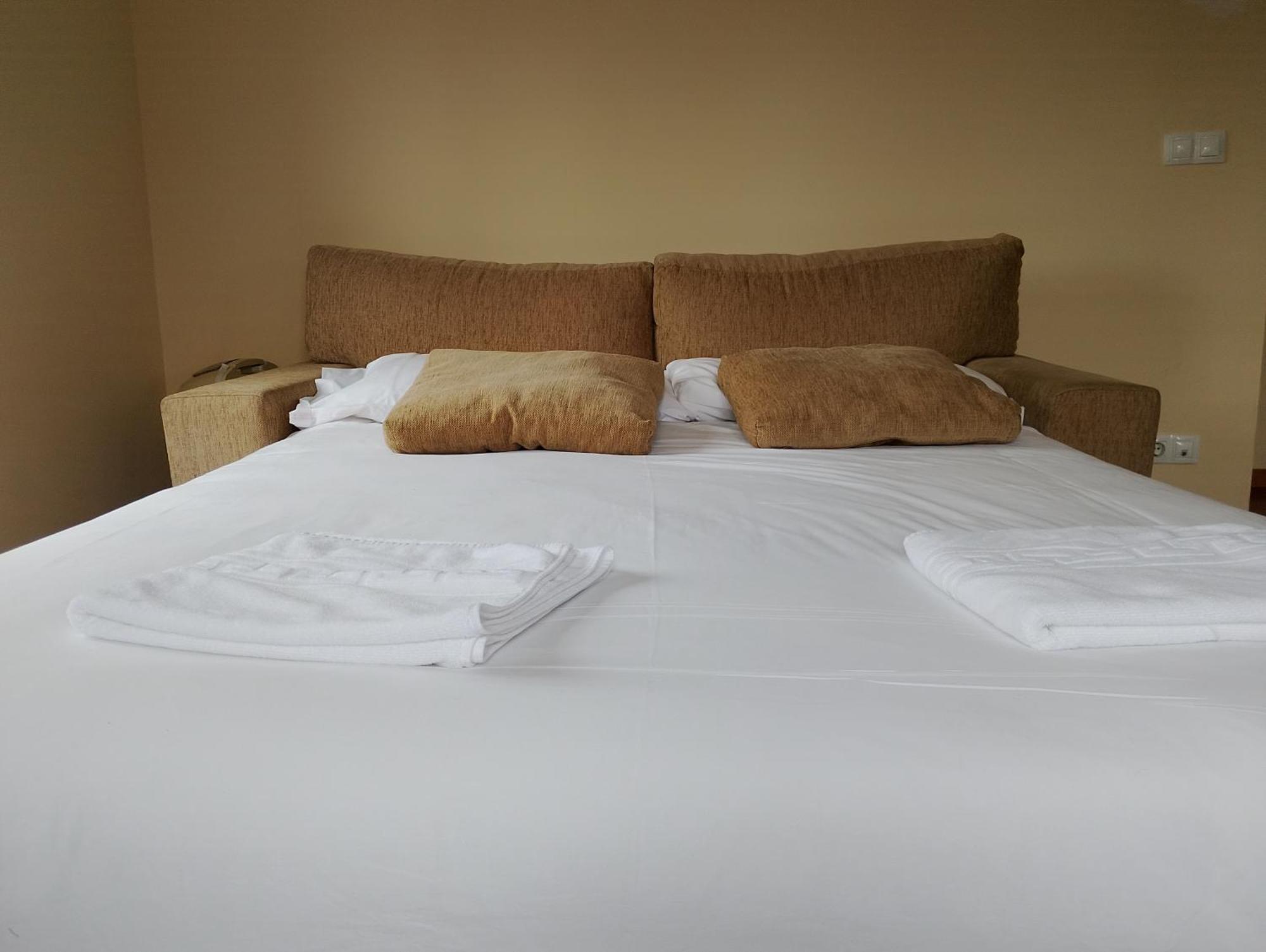 Cabalo Furado Tui Hotel ภายนอก รูปภาพ