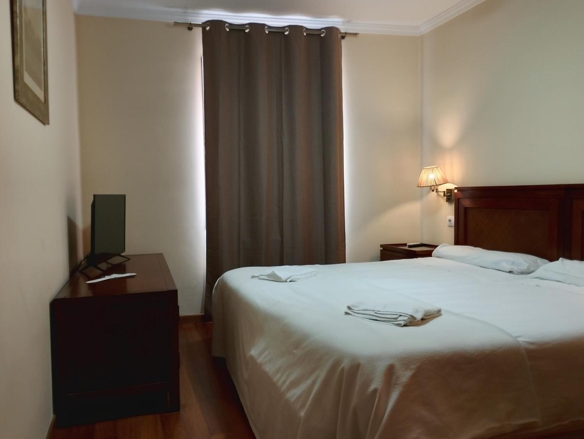 Cabalo Furado Tui Hotel ภายนอก รูปภาพ